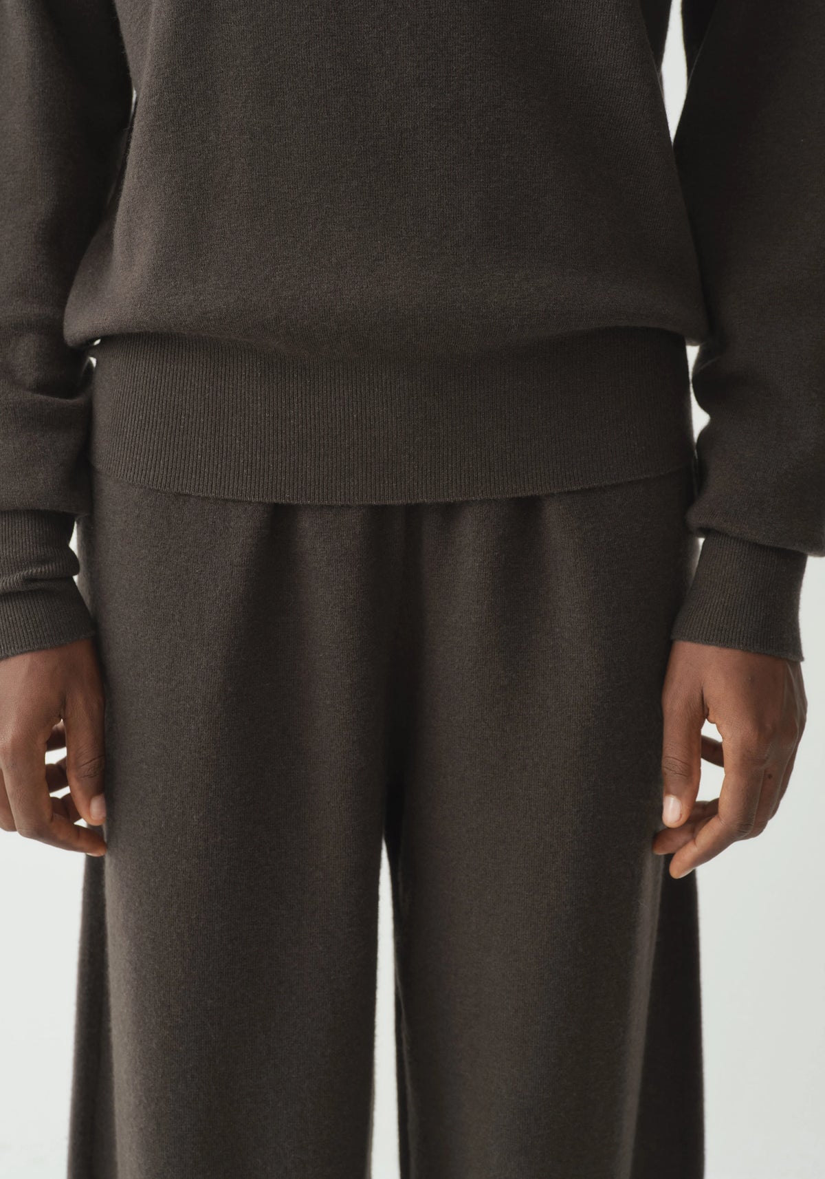 #color_raw umber