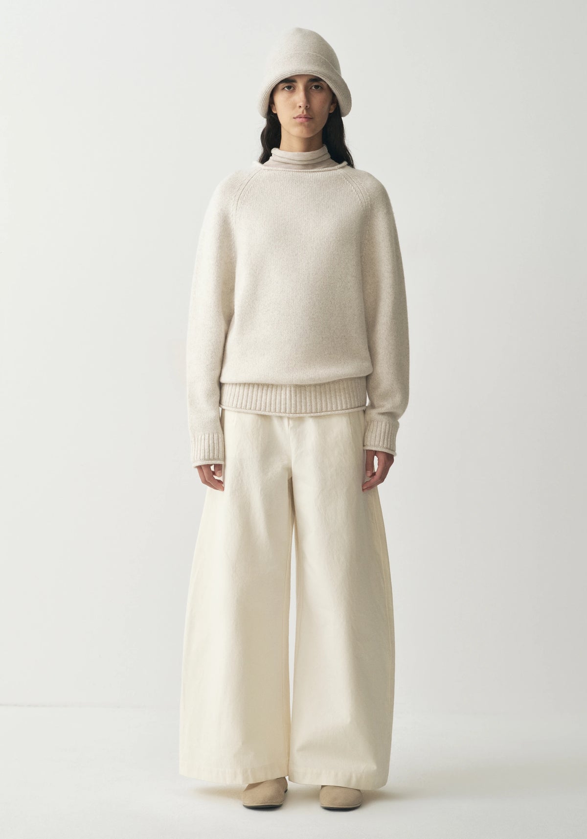 #color_off white