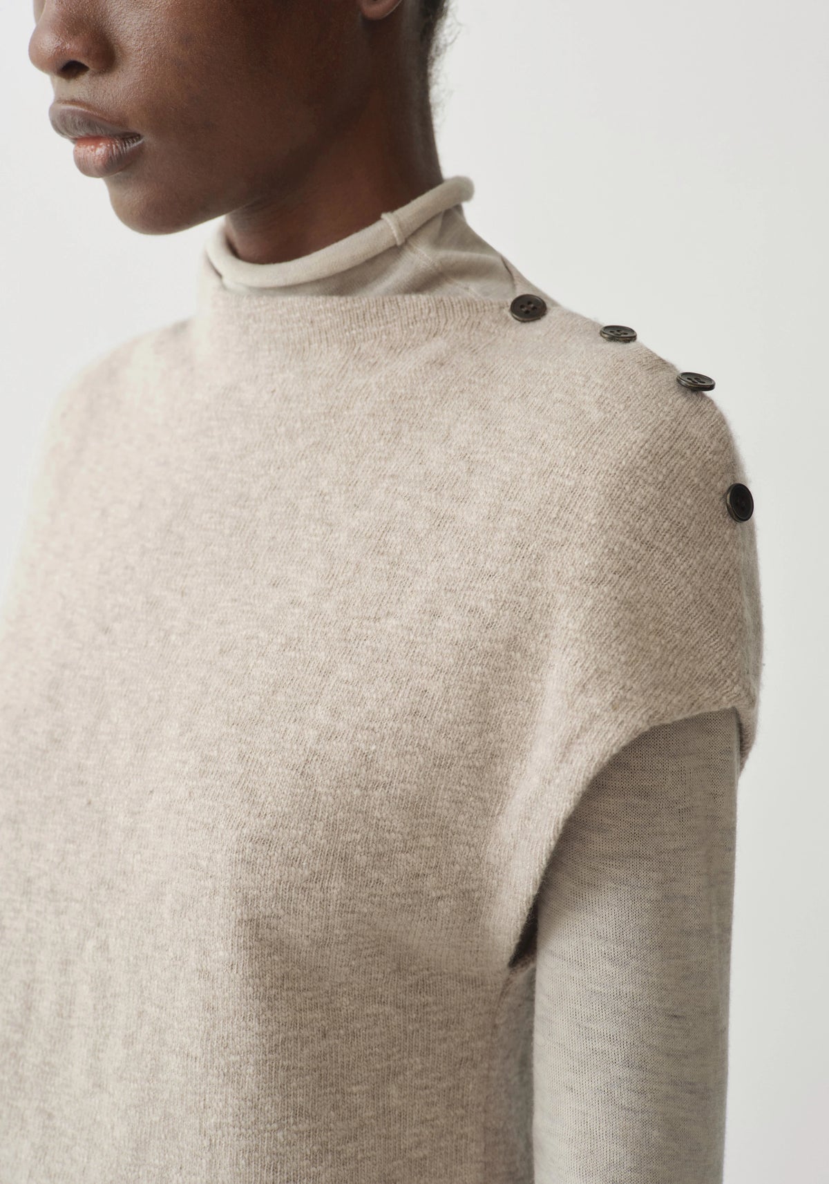 #color_light khaki