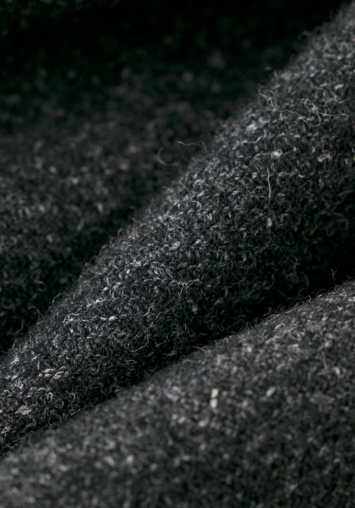 #color_black ash