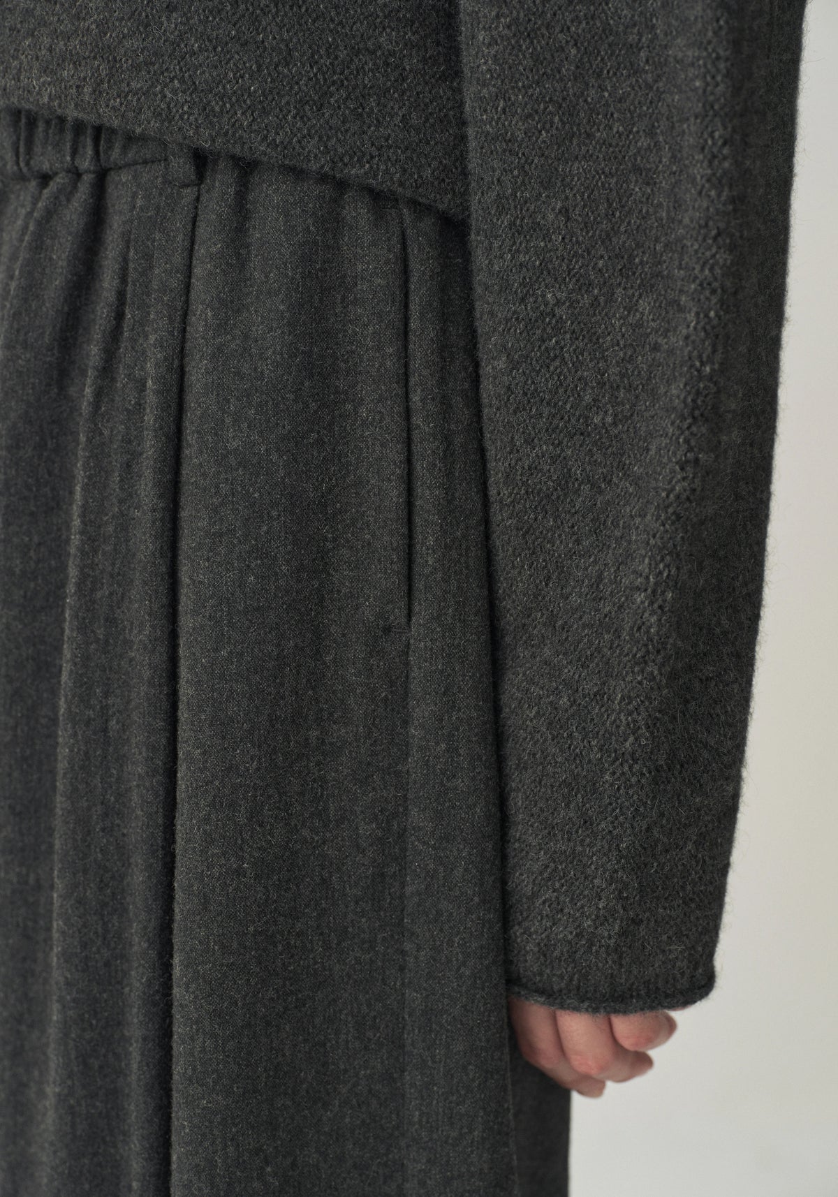 #color_dark gray