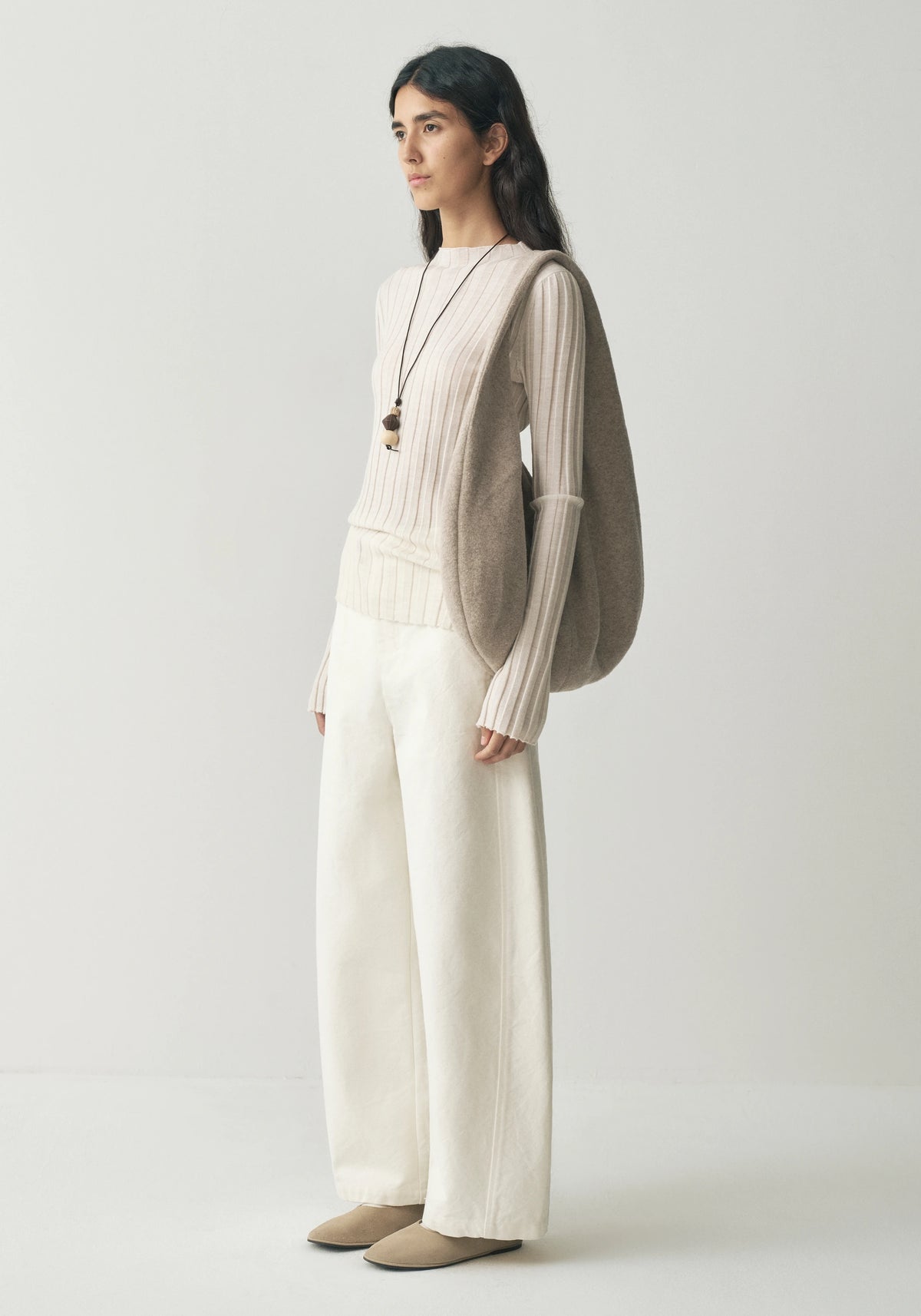 #color_off white