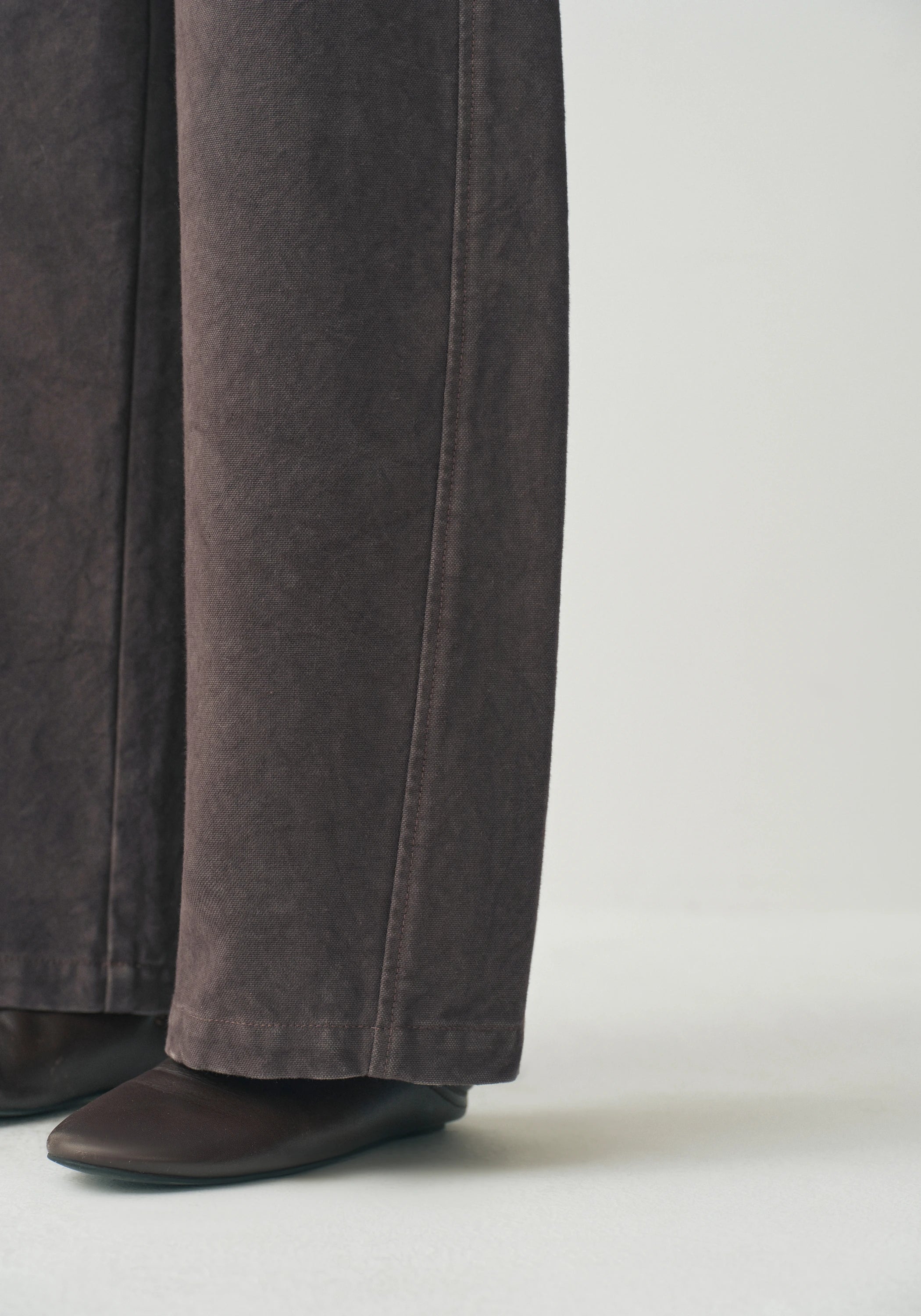 #color_raw umber