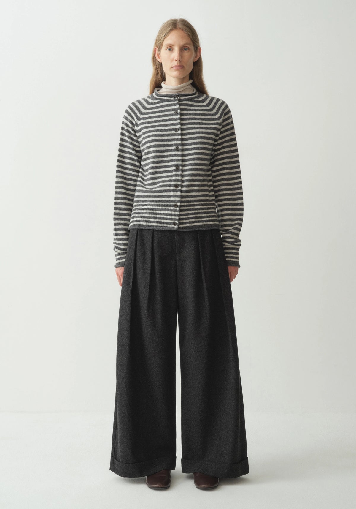 #color_dark gray