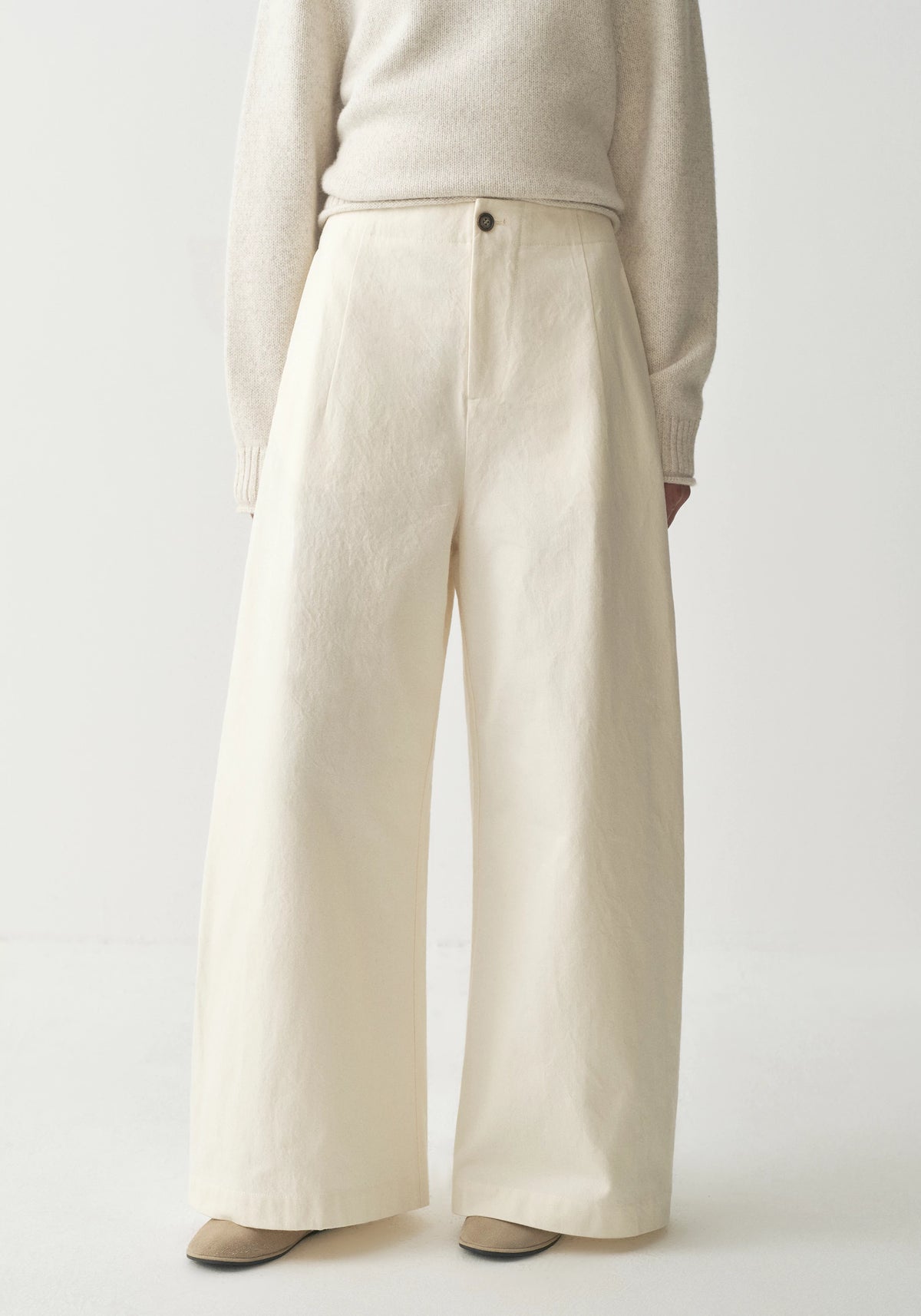 #color_off white