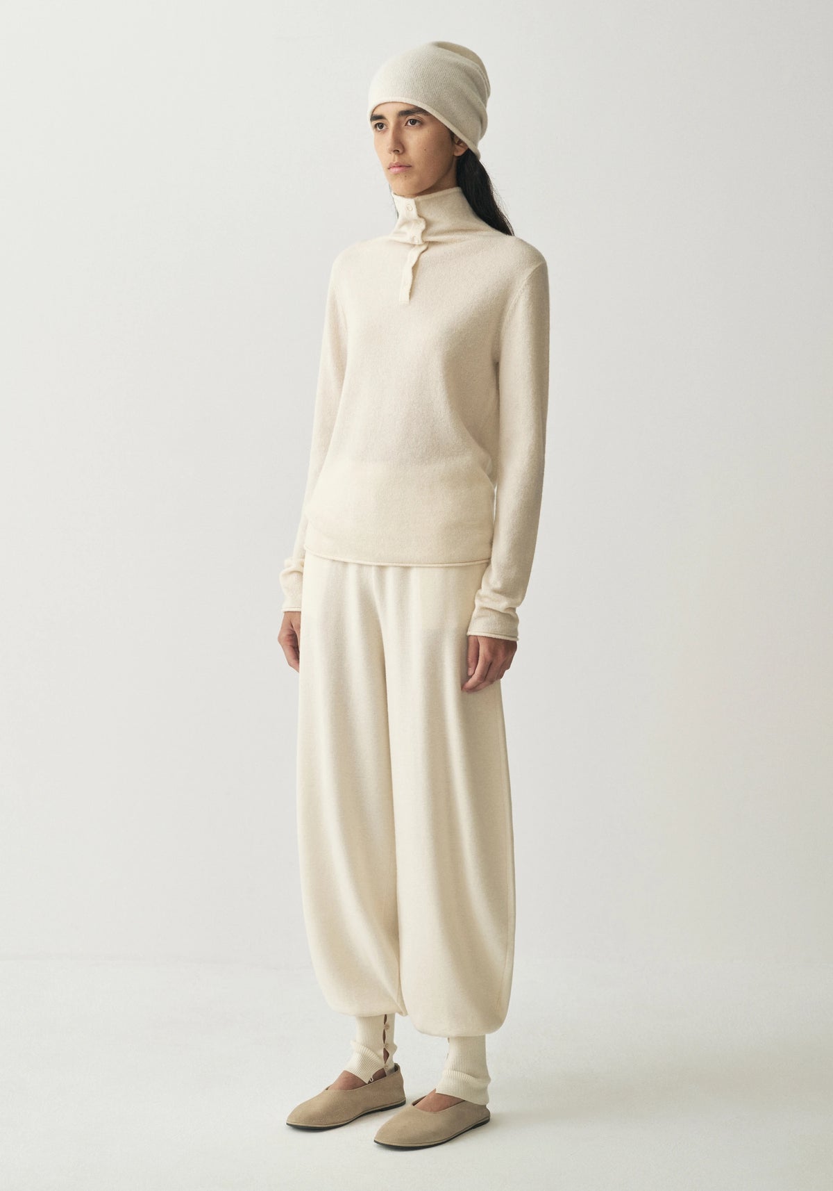 #color_off white