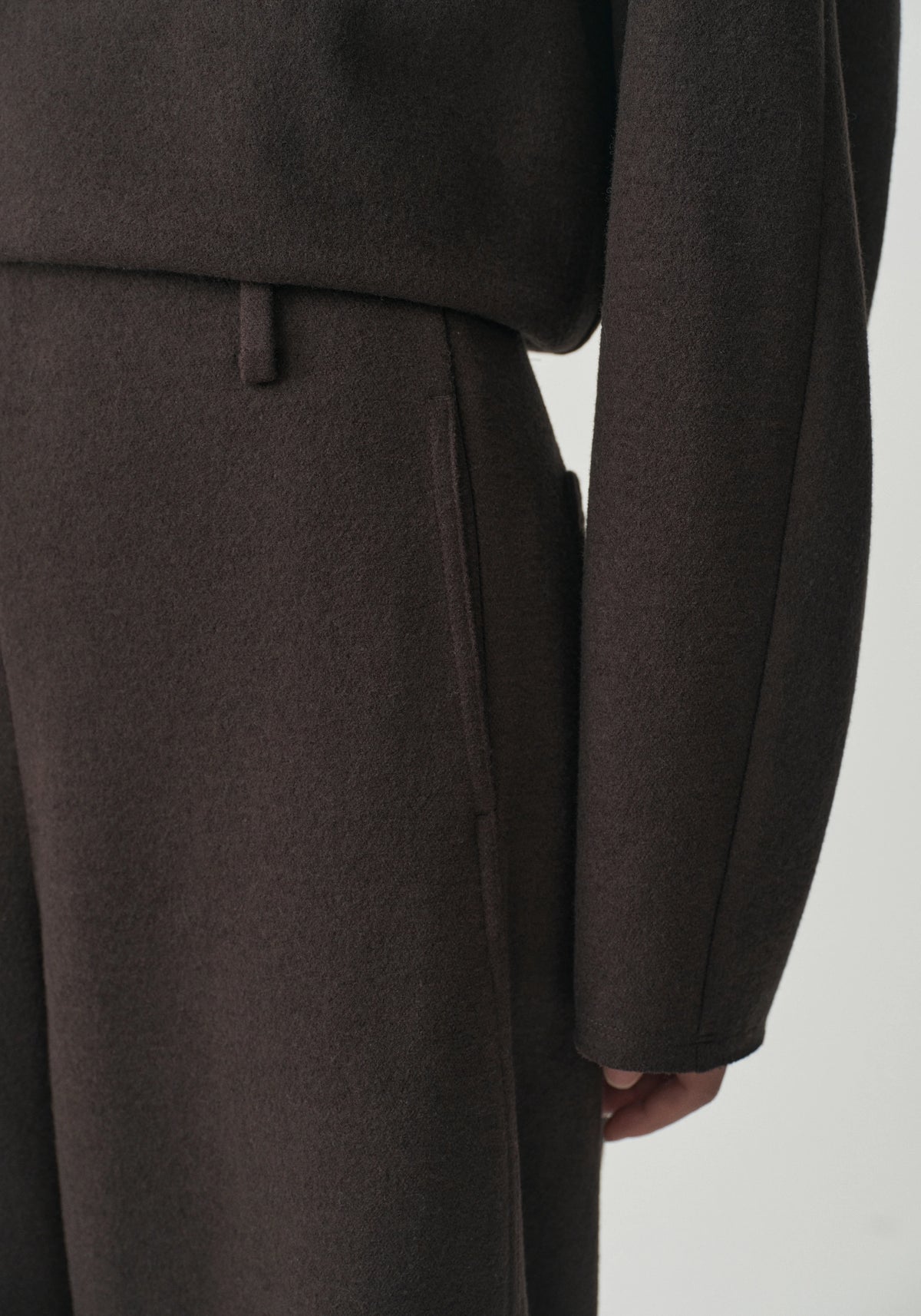 #color_raw umber