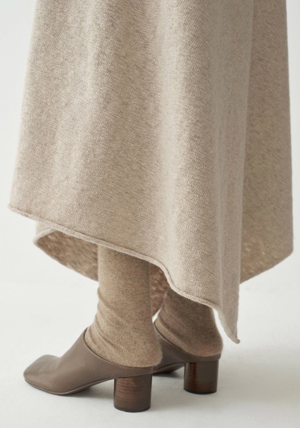 #color_light khaki