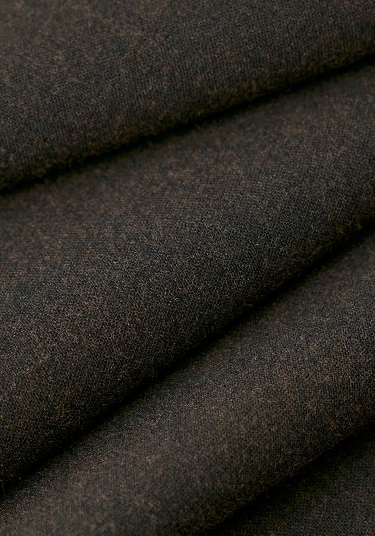 #color_raw umber