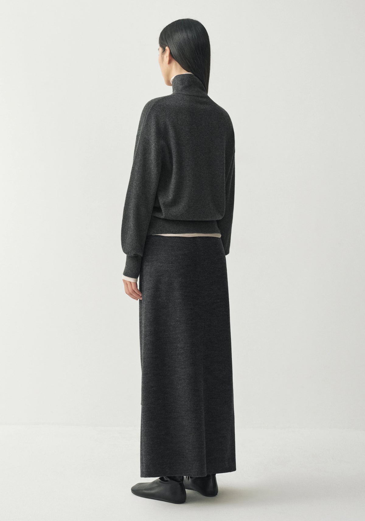 #color_dark gray