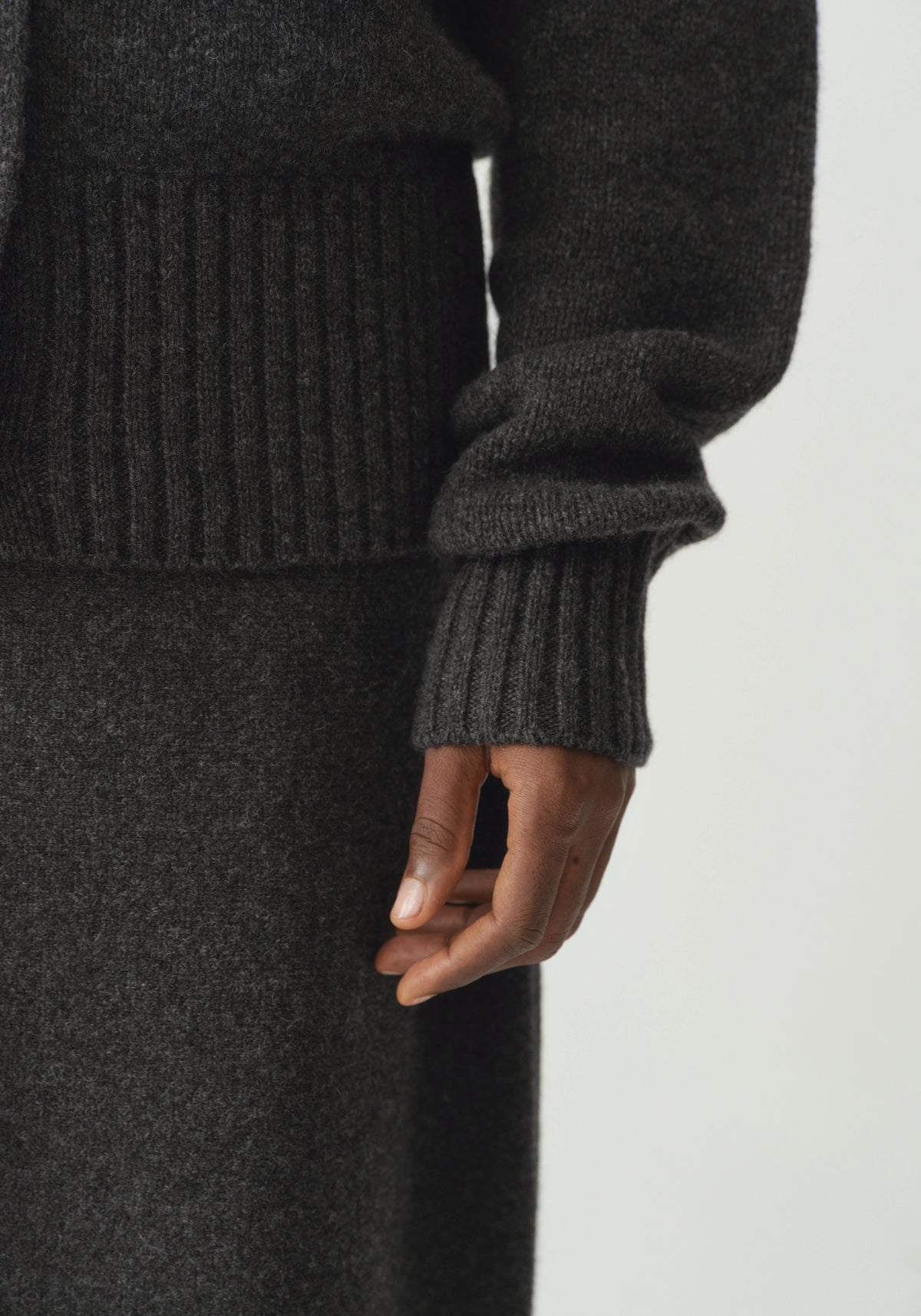 #color_dark gray