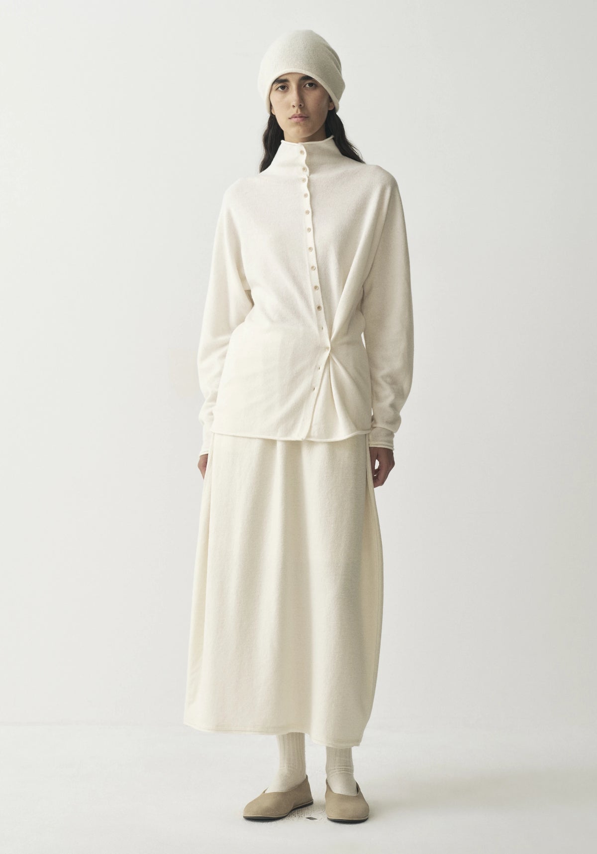 #color_off white