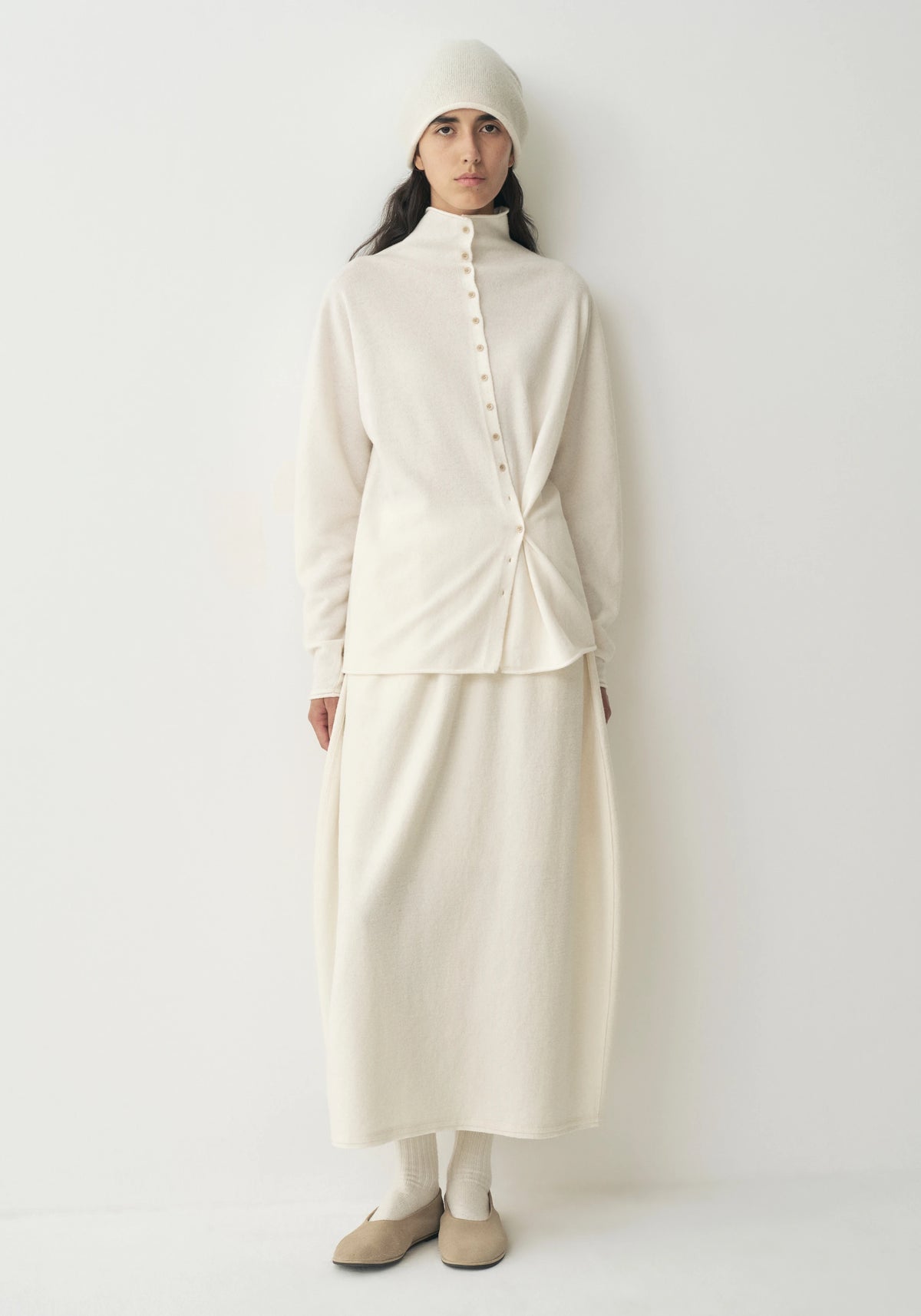 #color_off white