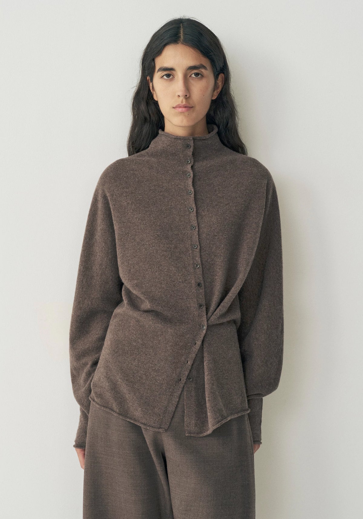 #color_raw umber