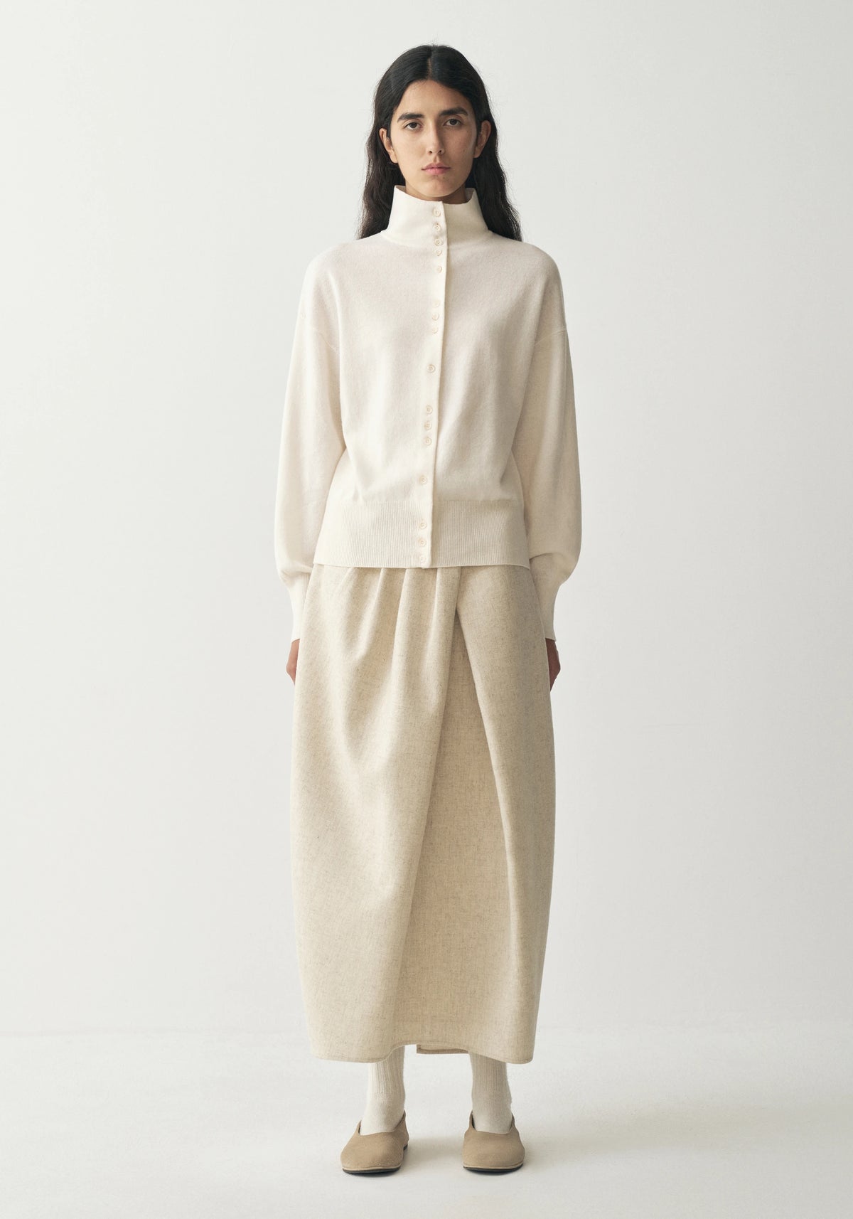 #color_off white