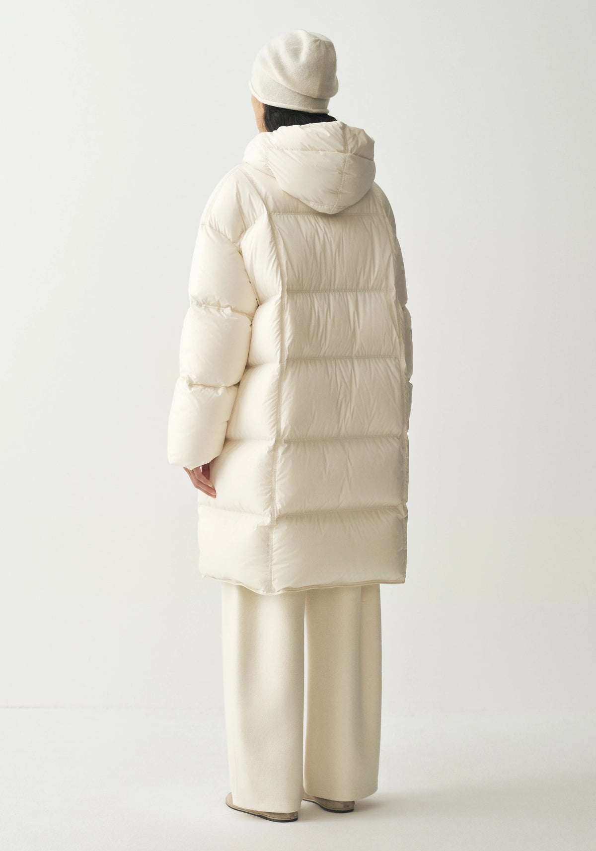 #color_off white