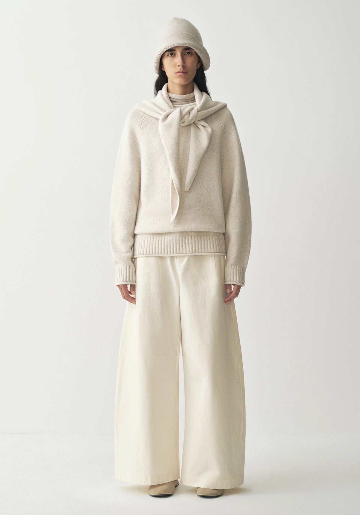 #color_off white