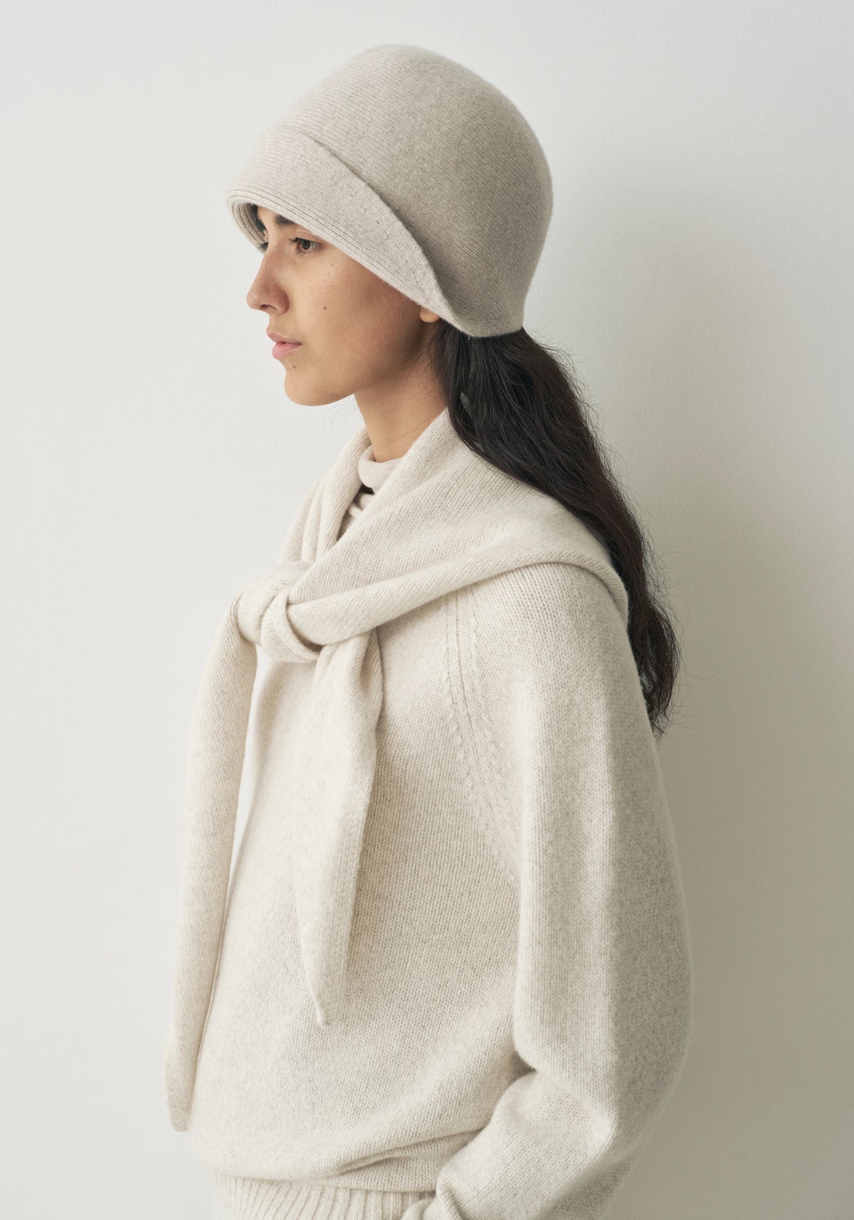 #color_off white