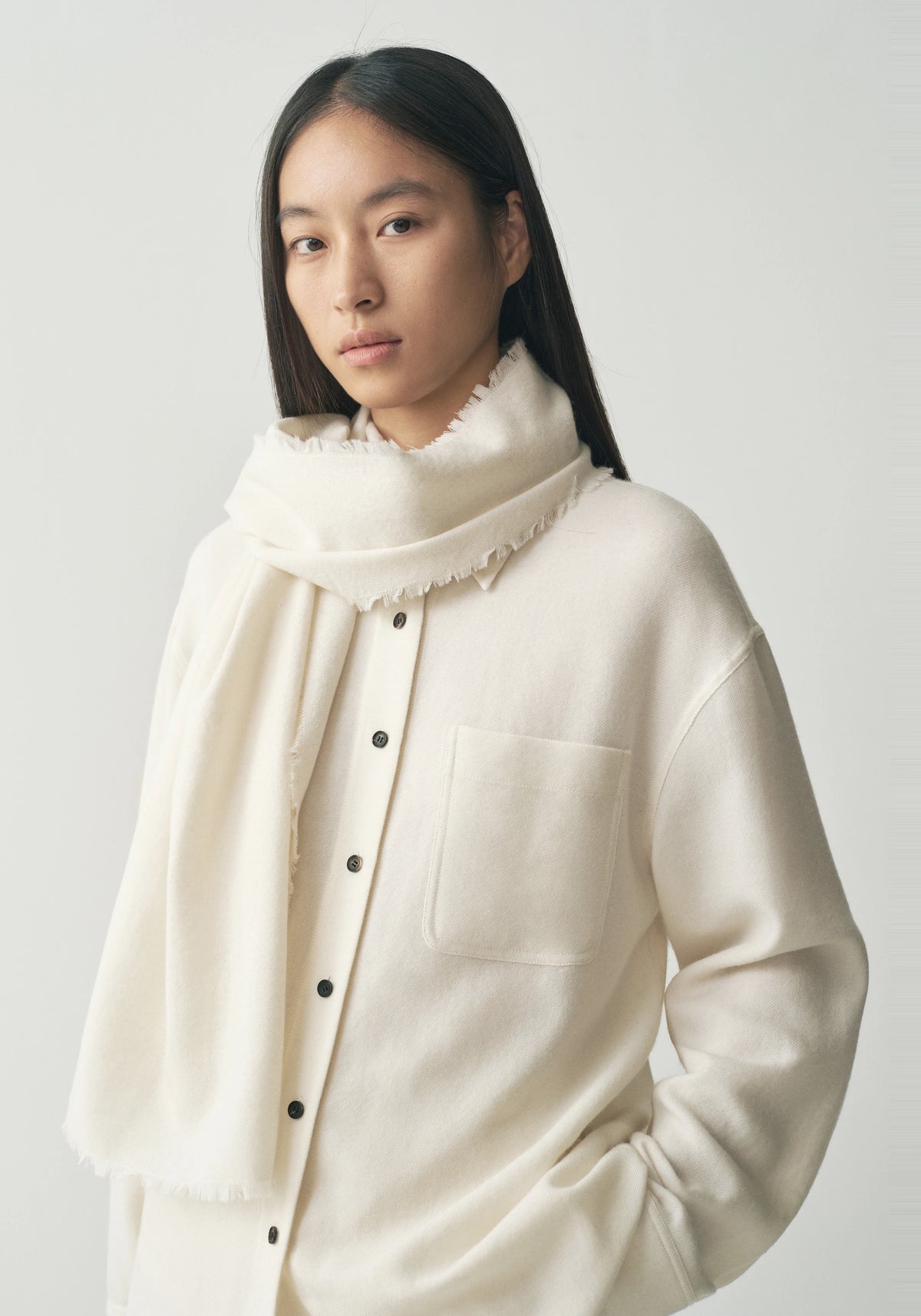 #color_off white