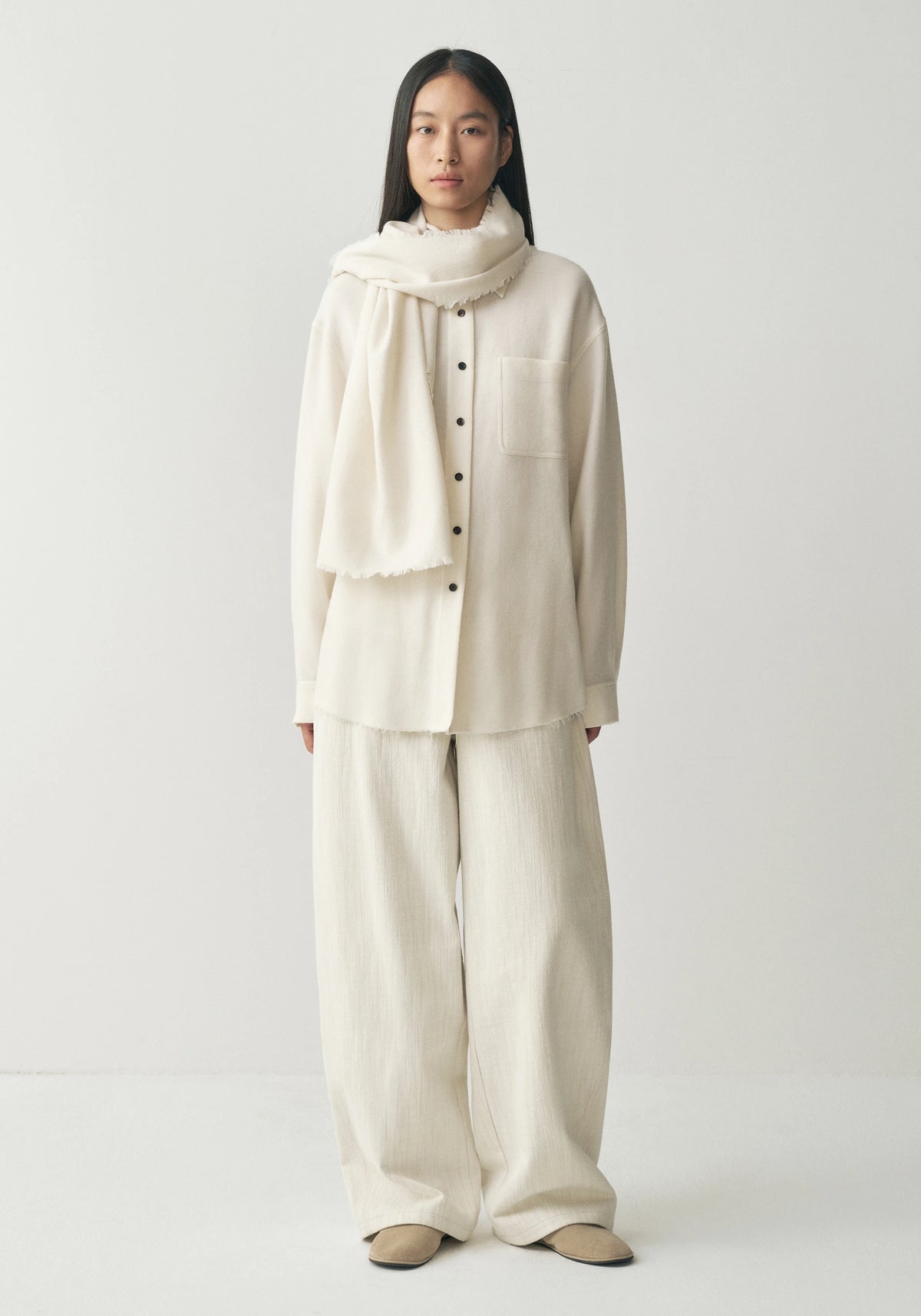 #color_off white