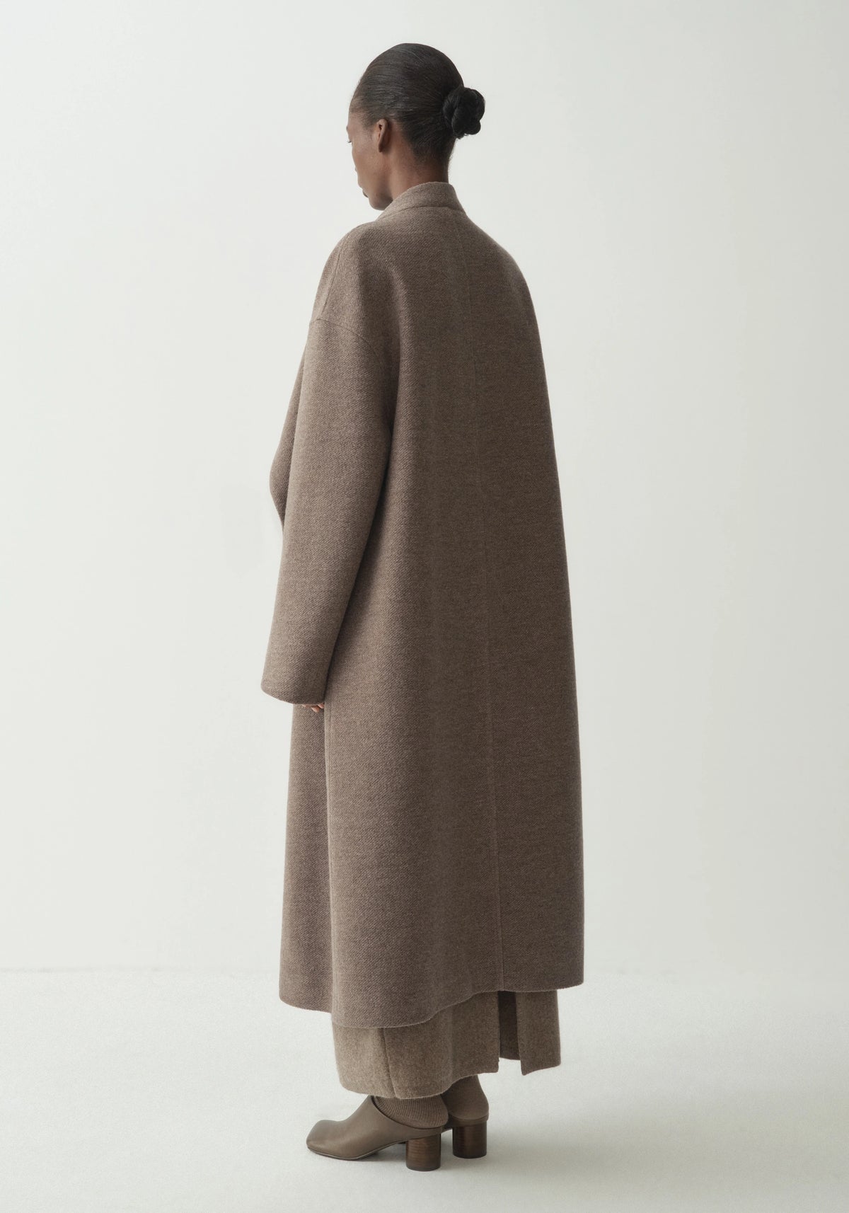 #color_raw umber