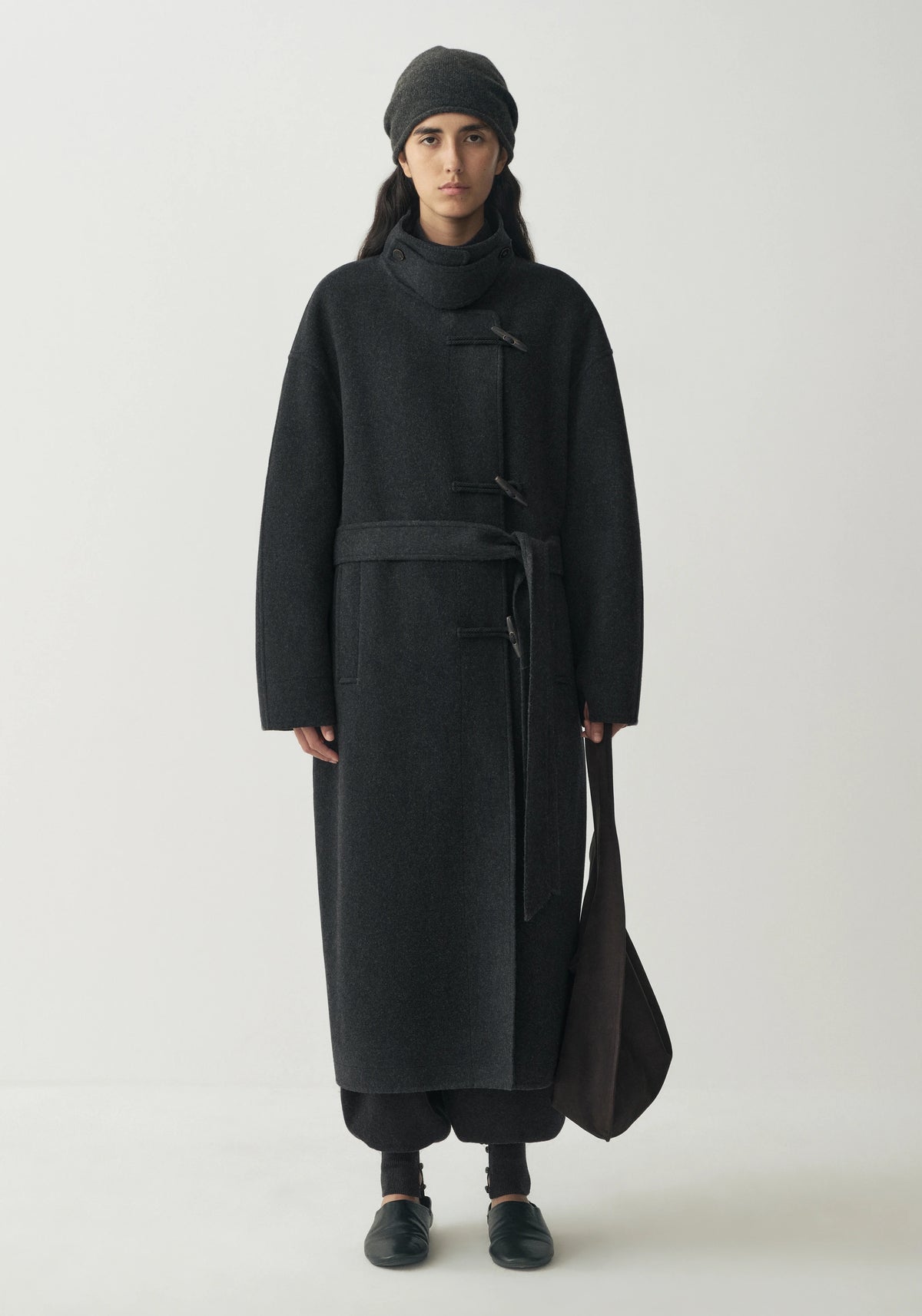 #color_black ash