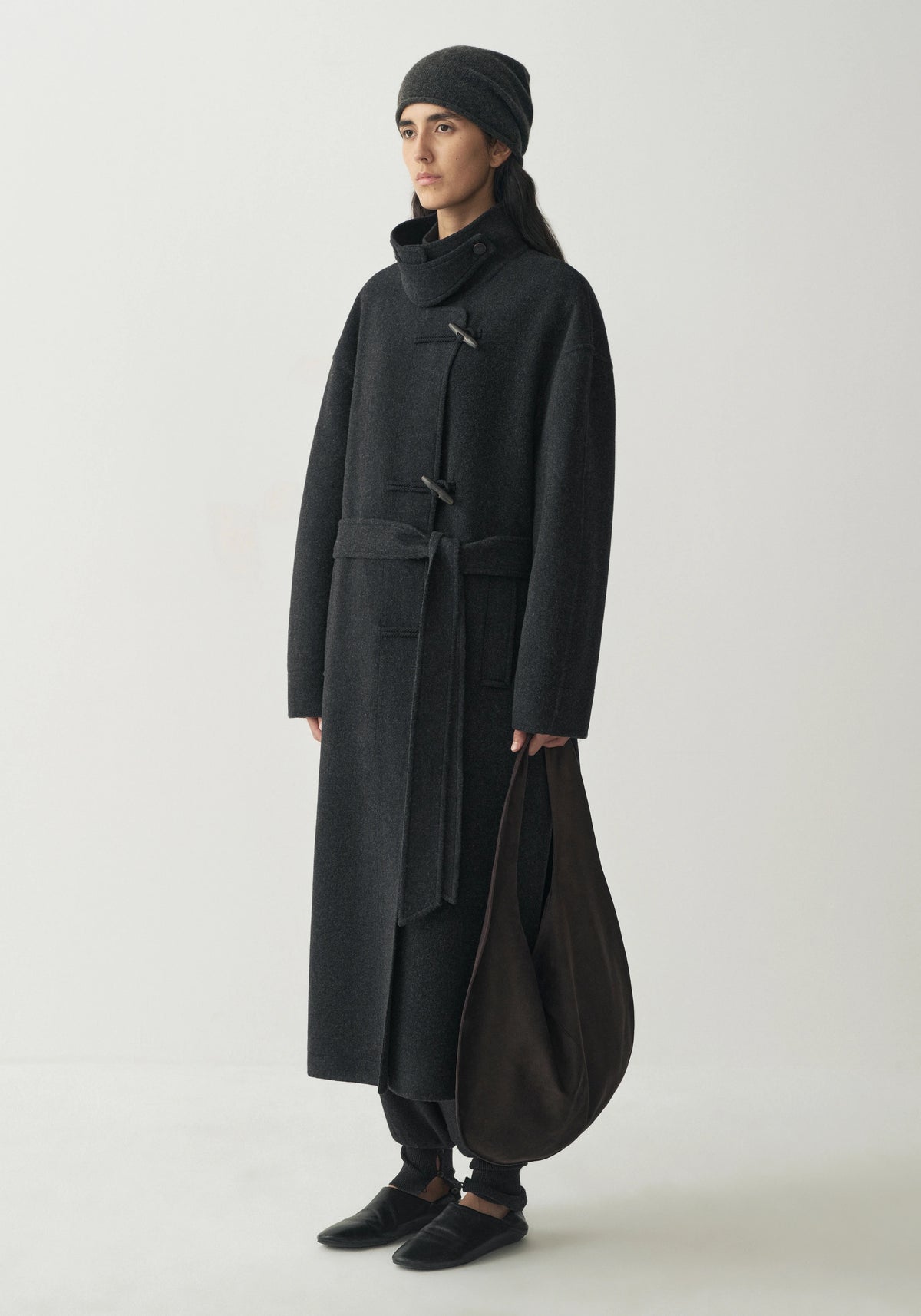 #color_black ash