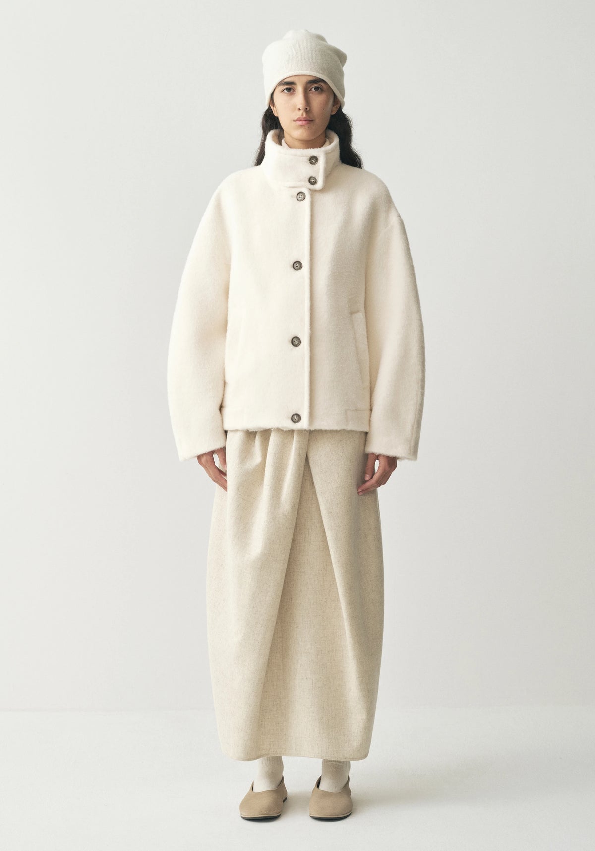 #color_off white