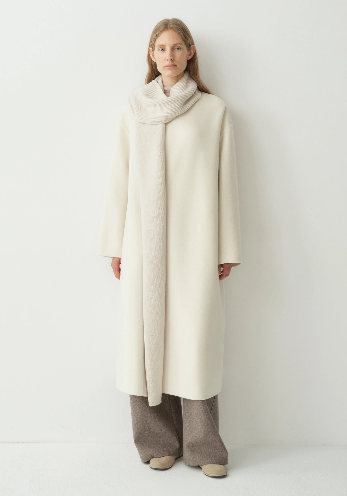 #color_cream white