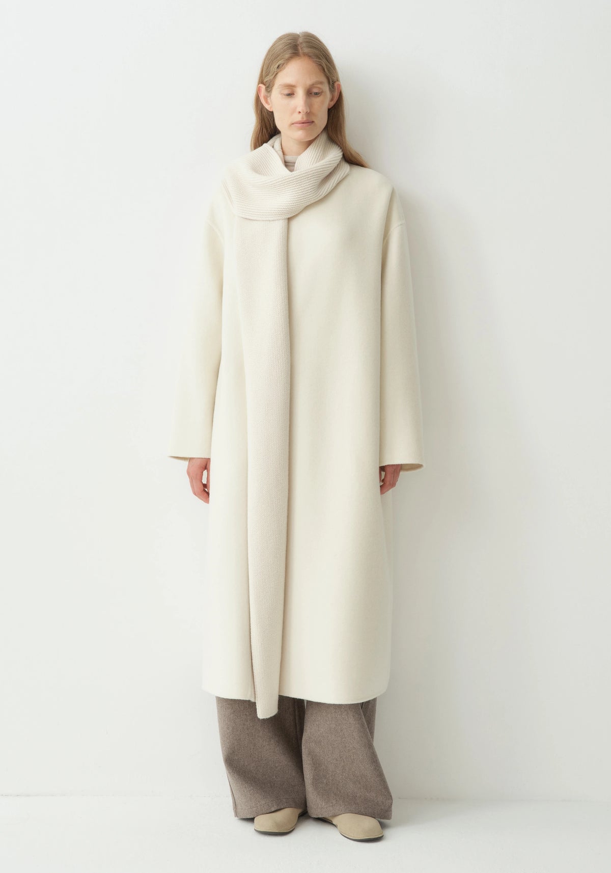 #color_cream white