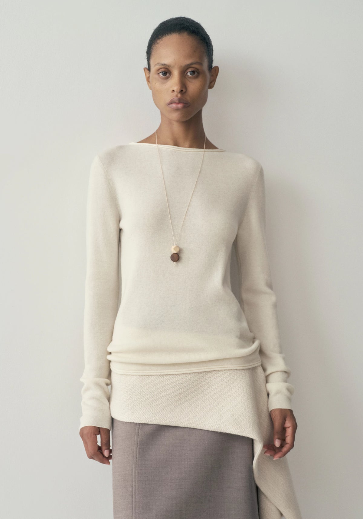 #color_off white