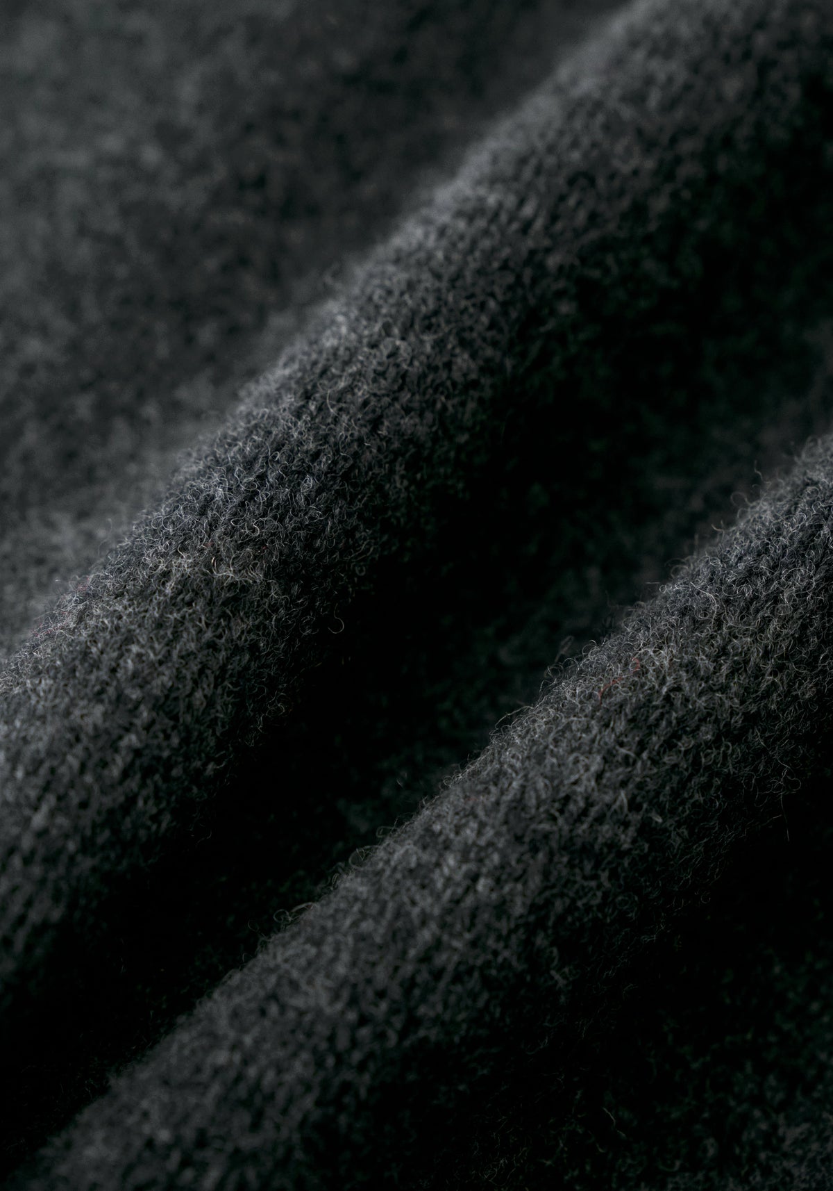 #color_black ash