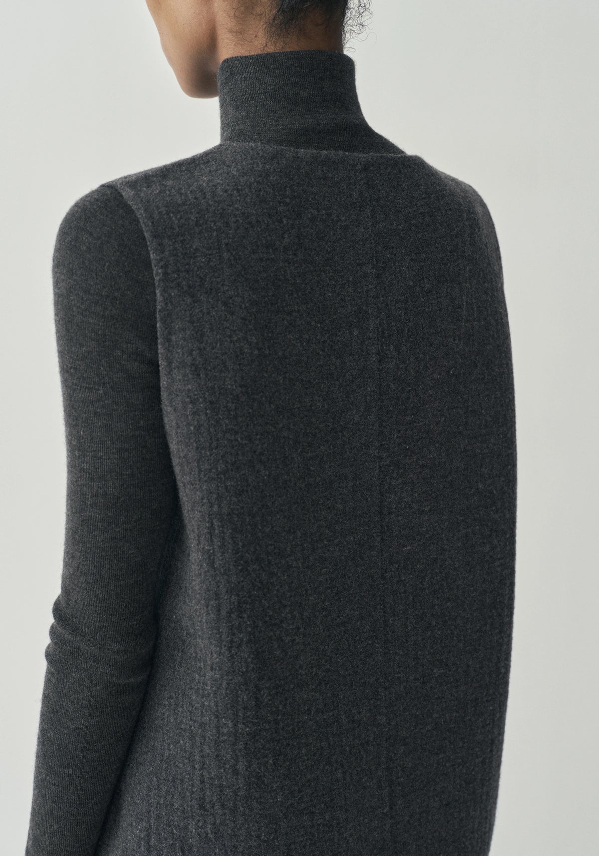 #color_dark gray