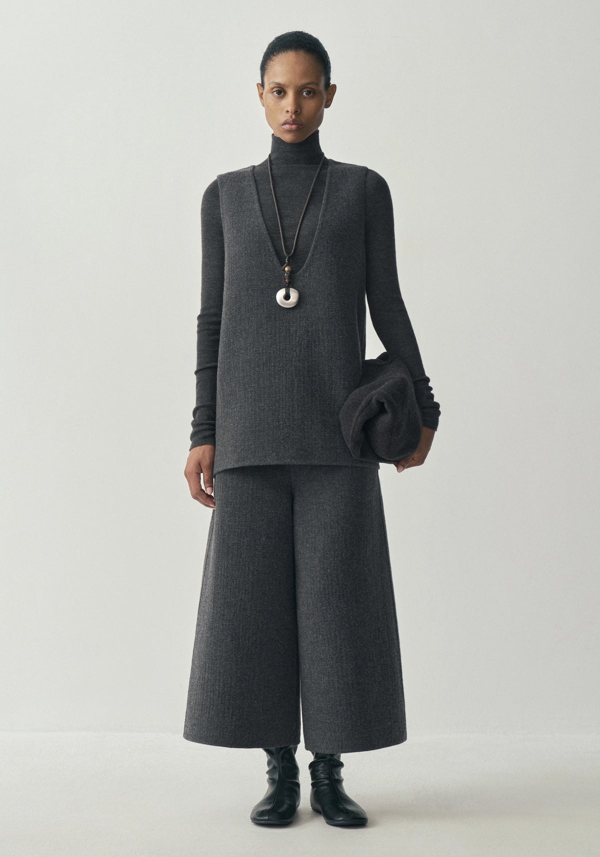 #color_dark gray