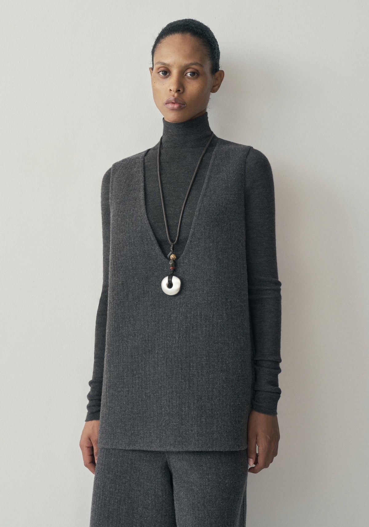 #color_dark gray