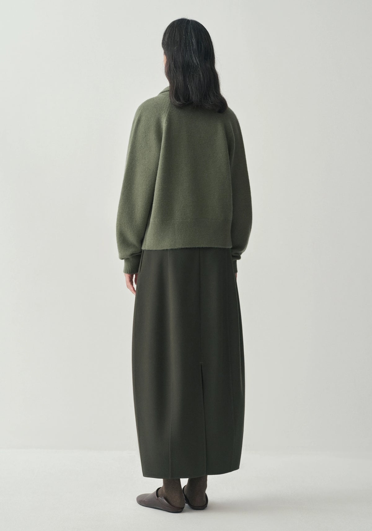 #color_black green