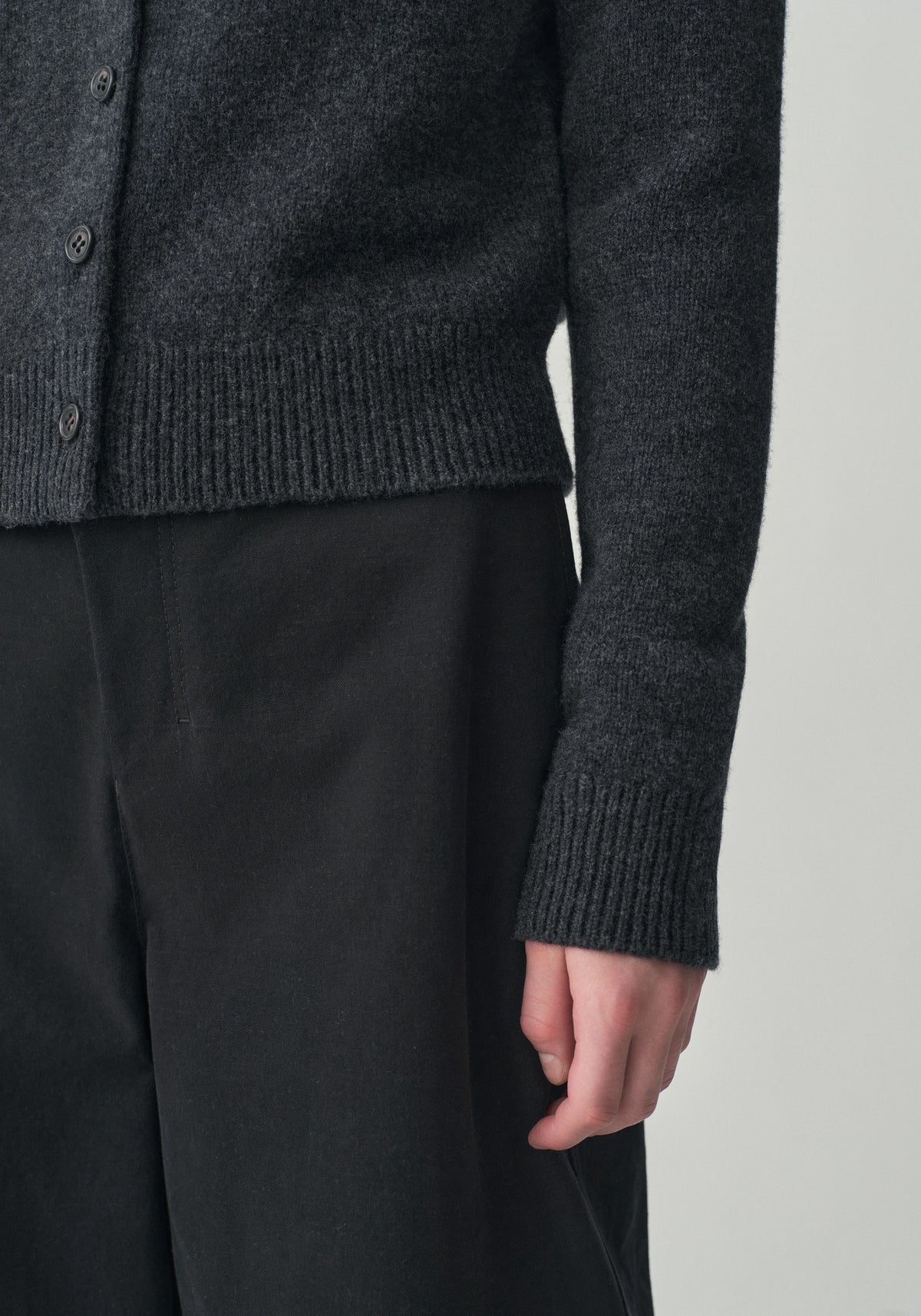 #color_dark gray