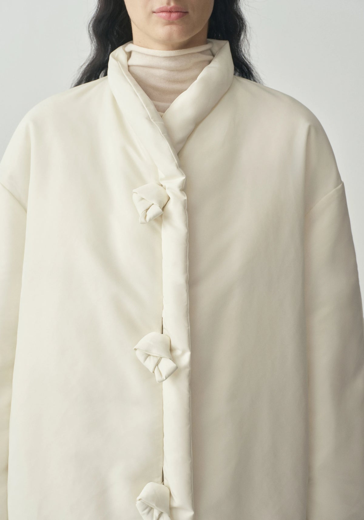 #color_cream white