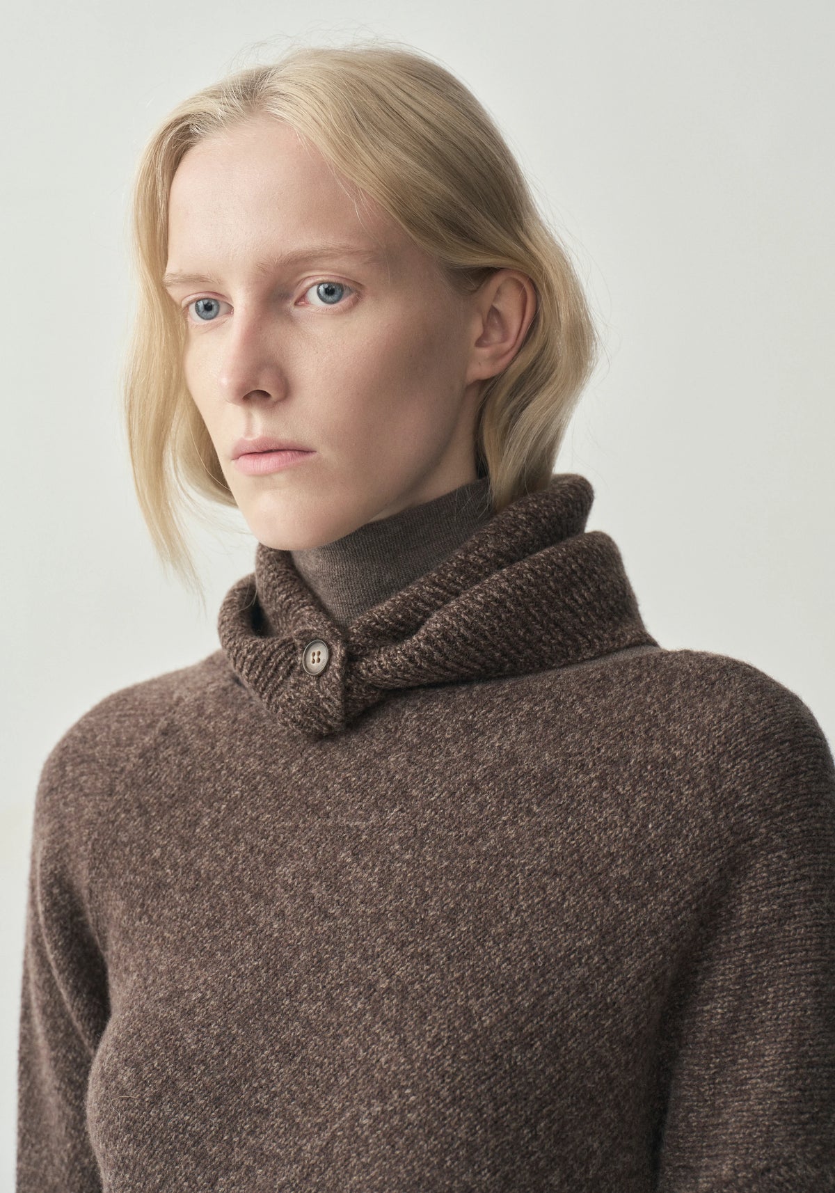 #color_raw umber