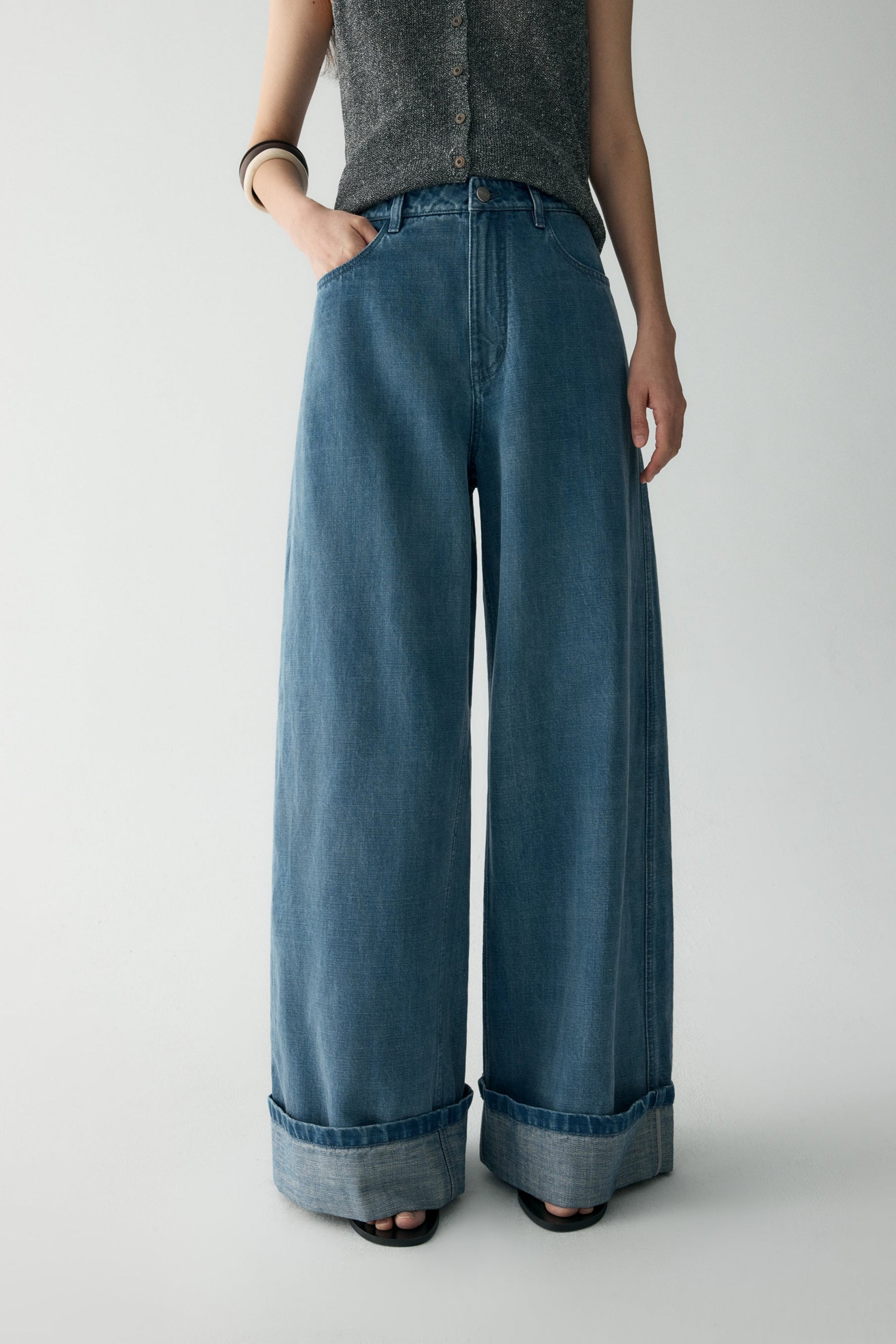 #color_denim light blue